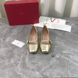 Picture of Valentino Shoes _SKUValentinosz35-440YY040119994